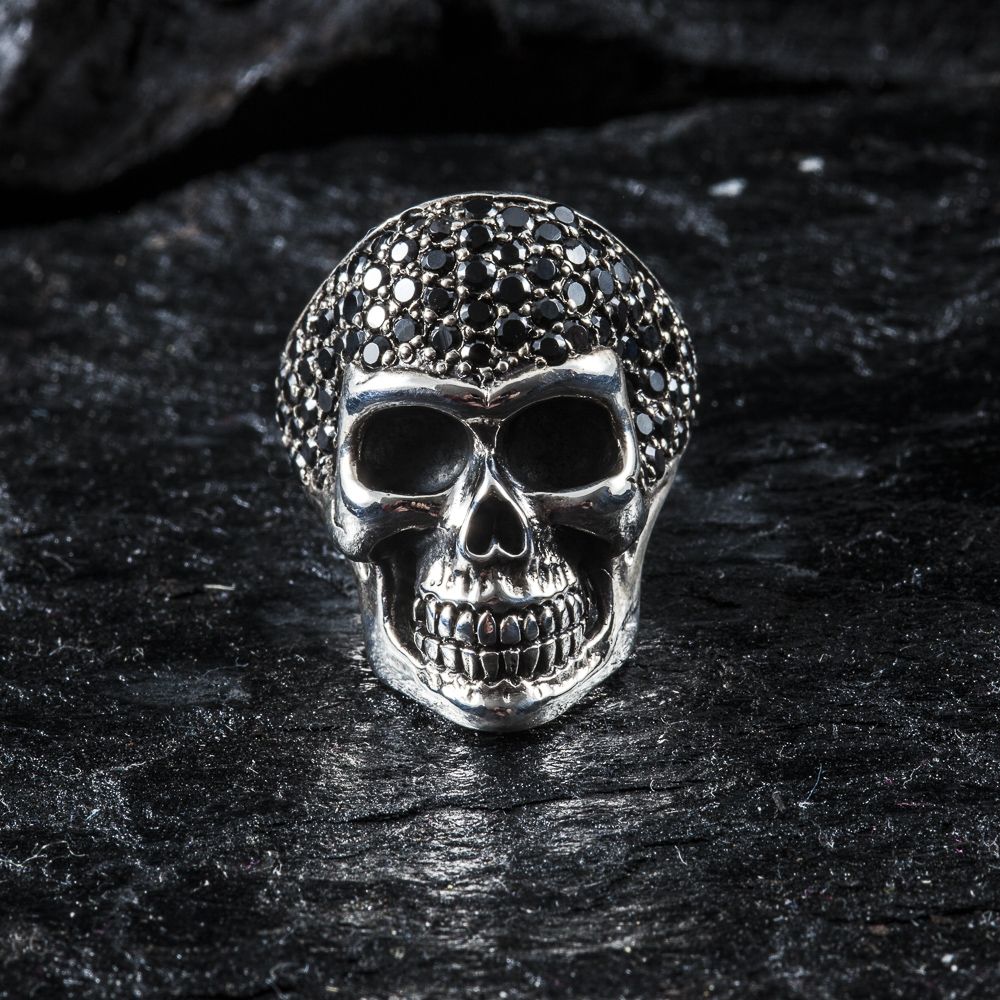 Ring Skull