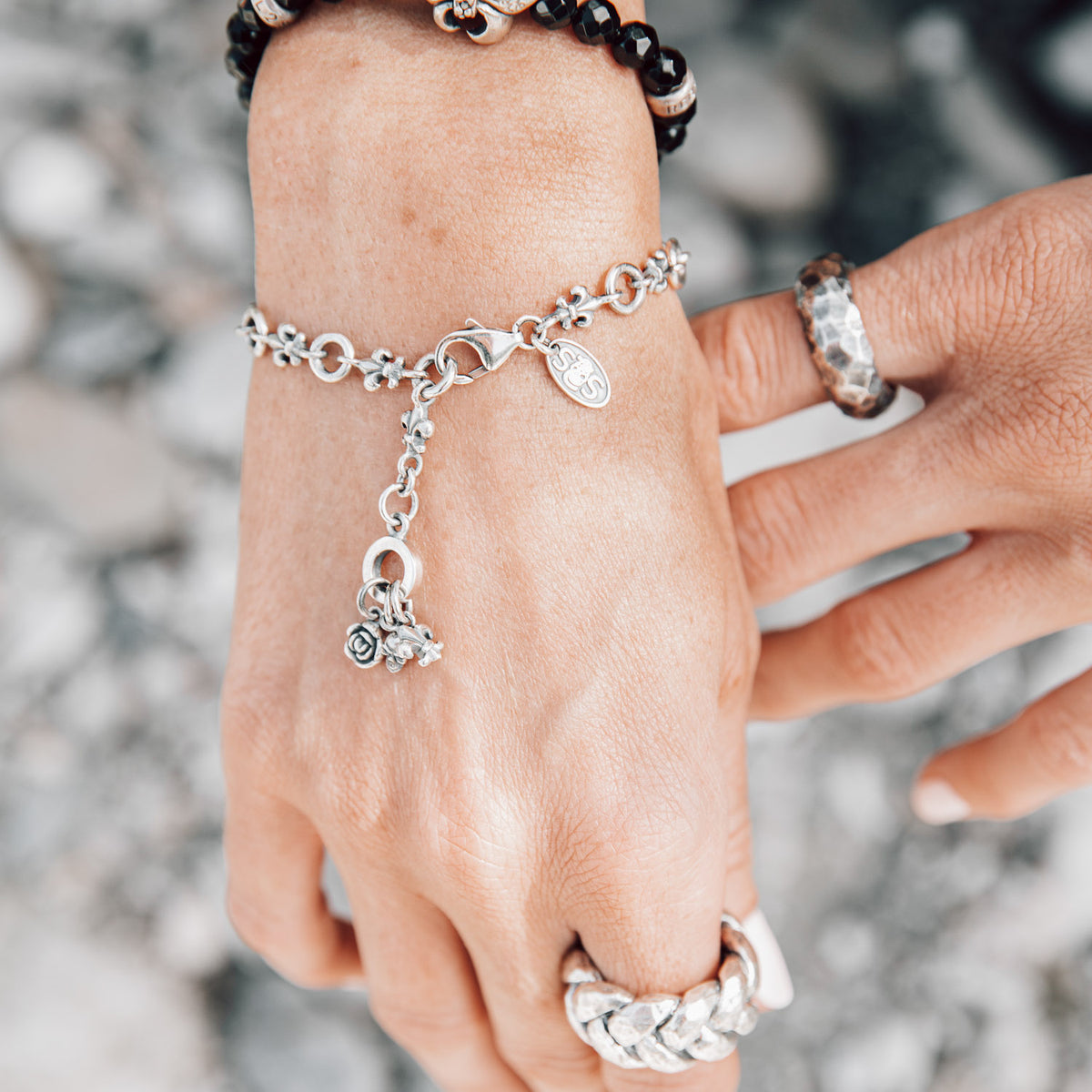 Silver bracelet lily