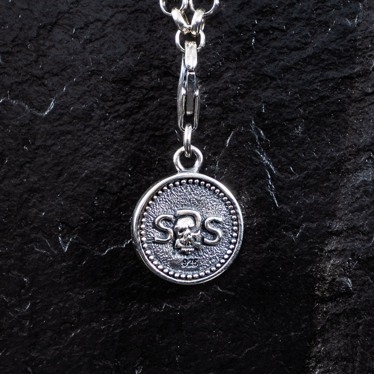 Anhänger Charm Totenkopf klein