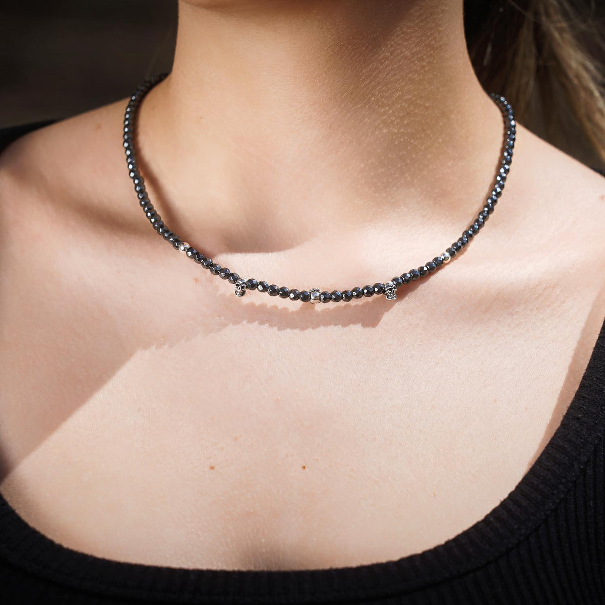 Necklace skull hematite