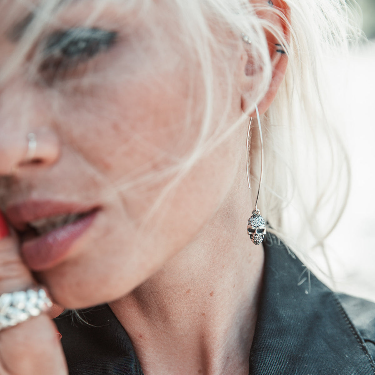 Skull earrings