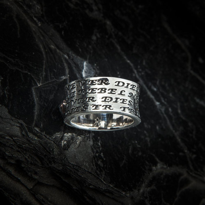 Ring Kreuz