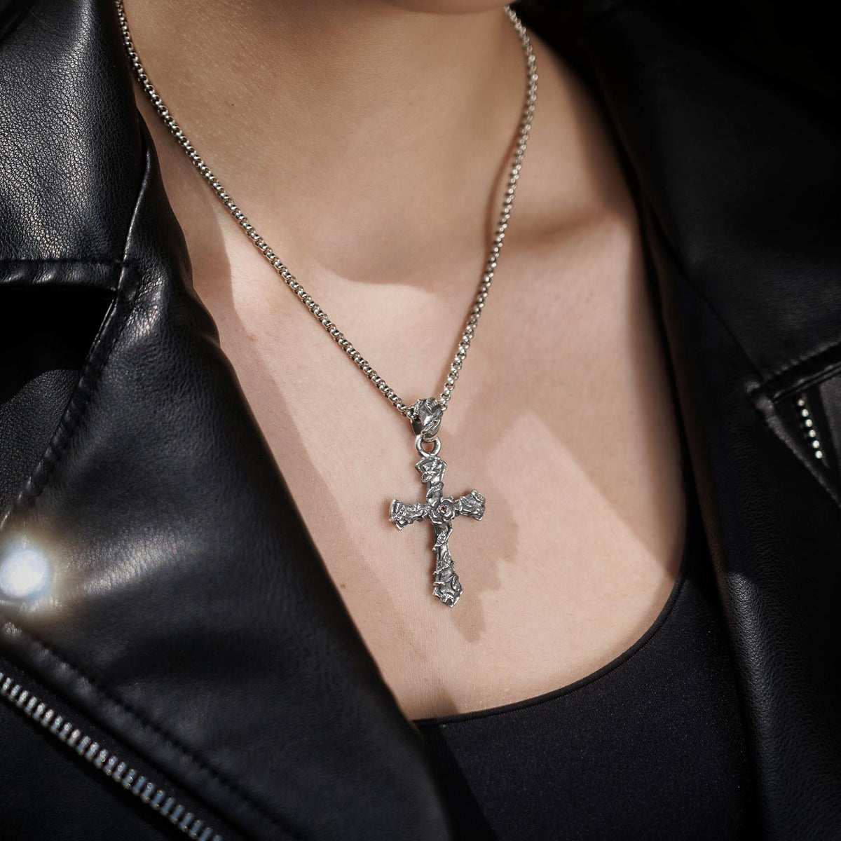 Anhänger Kreuz Rose klein