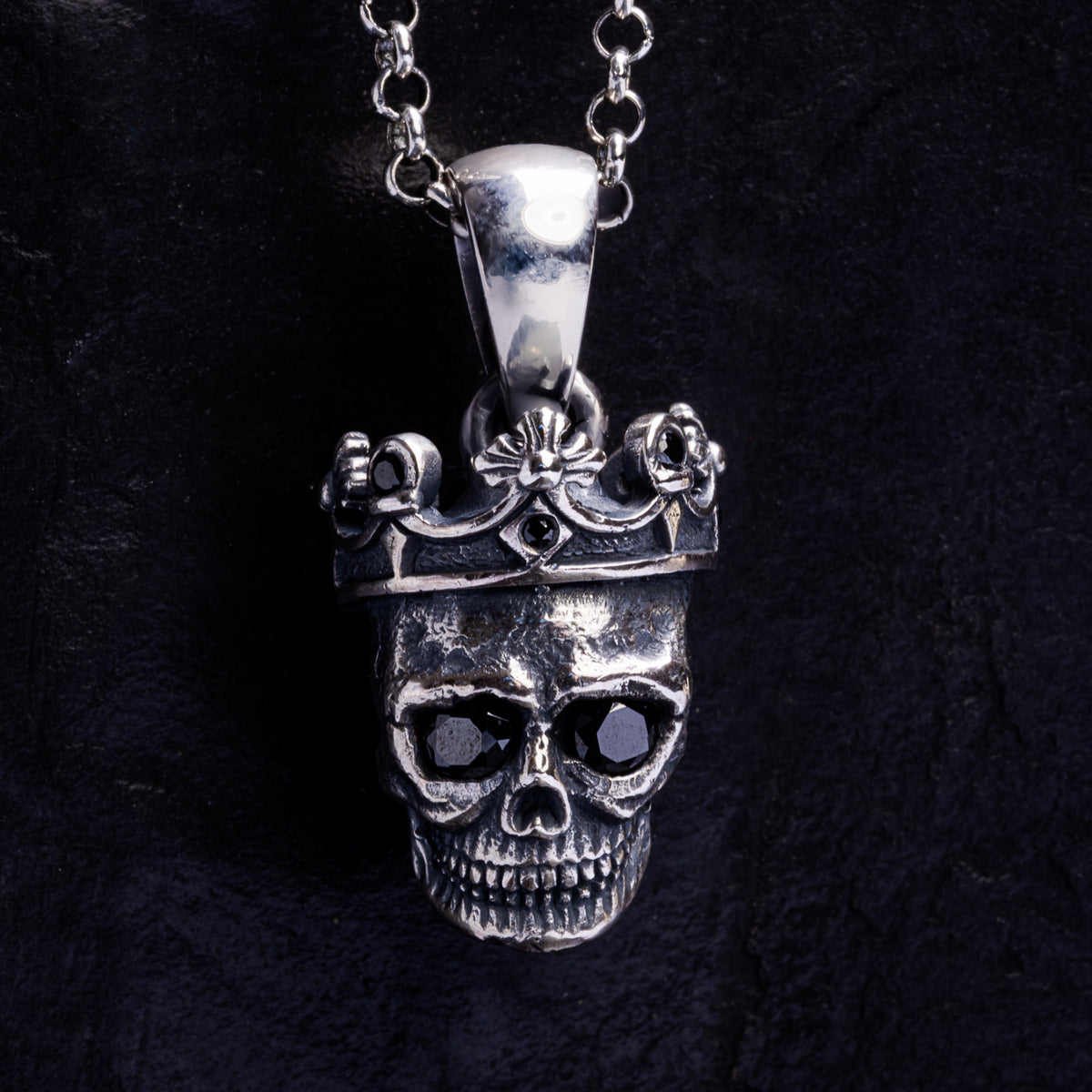 Anhänger Totenkopf Krone