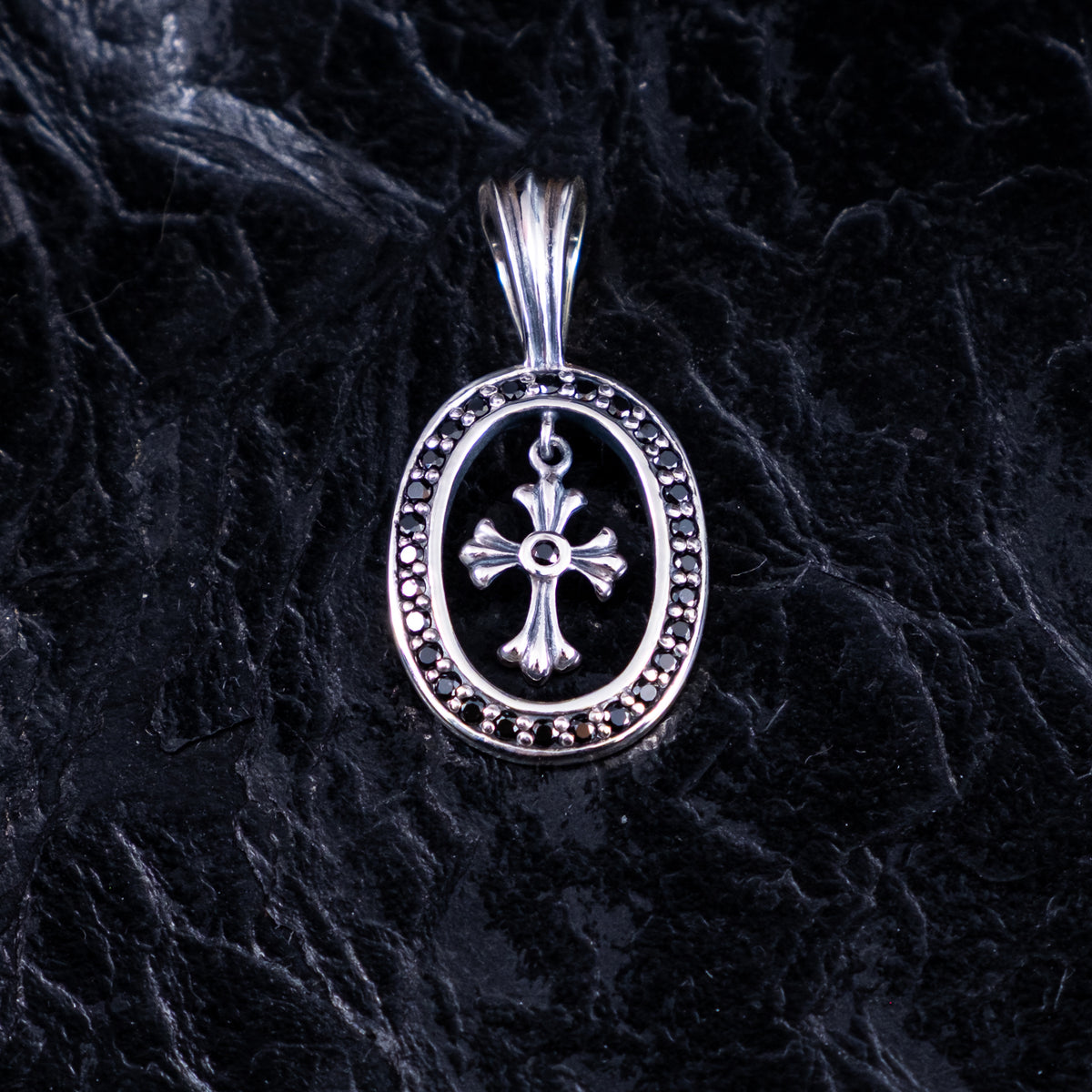 Anhänger oval Kreuz mit Zirkonia