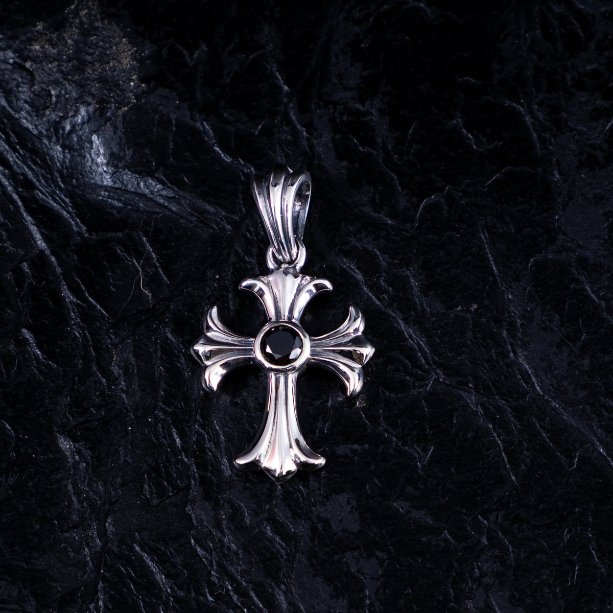 Anhänger Kreuz mit Zirkonia