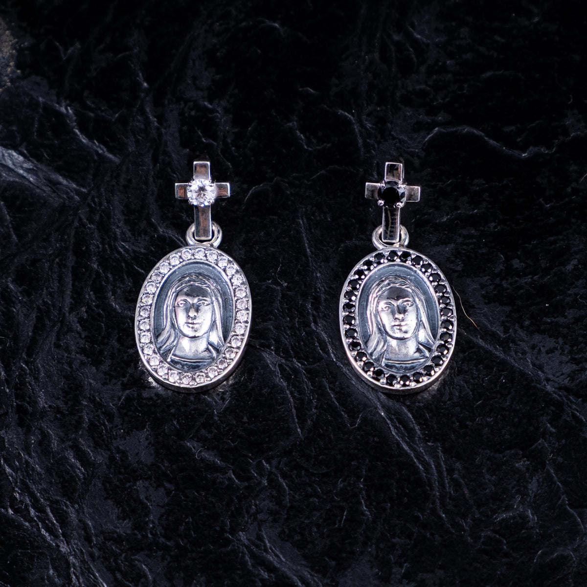 Anhänger Madonna Face