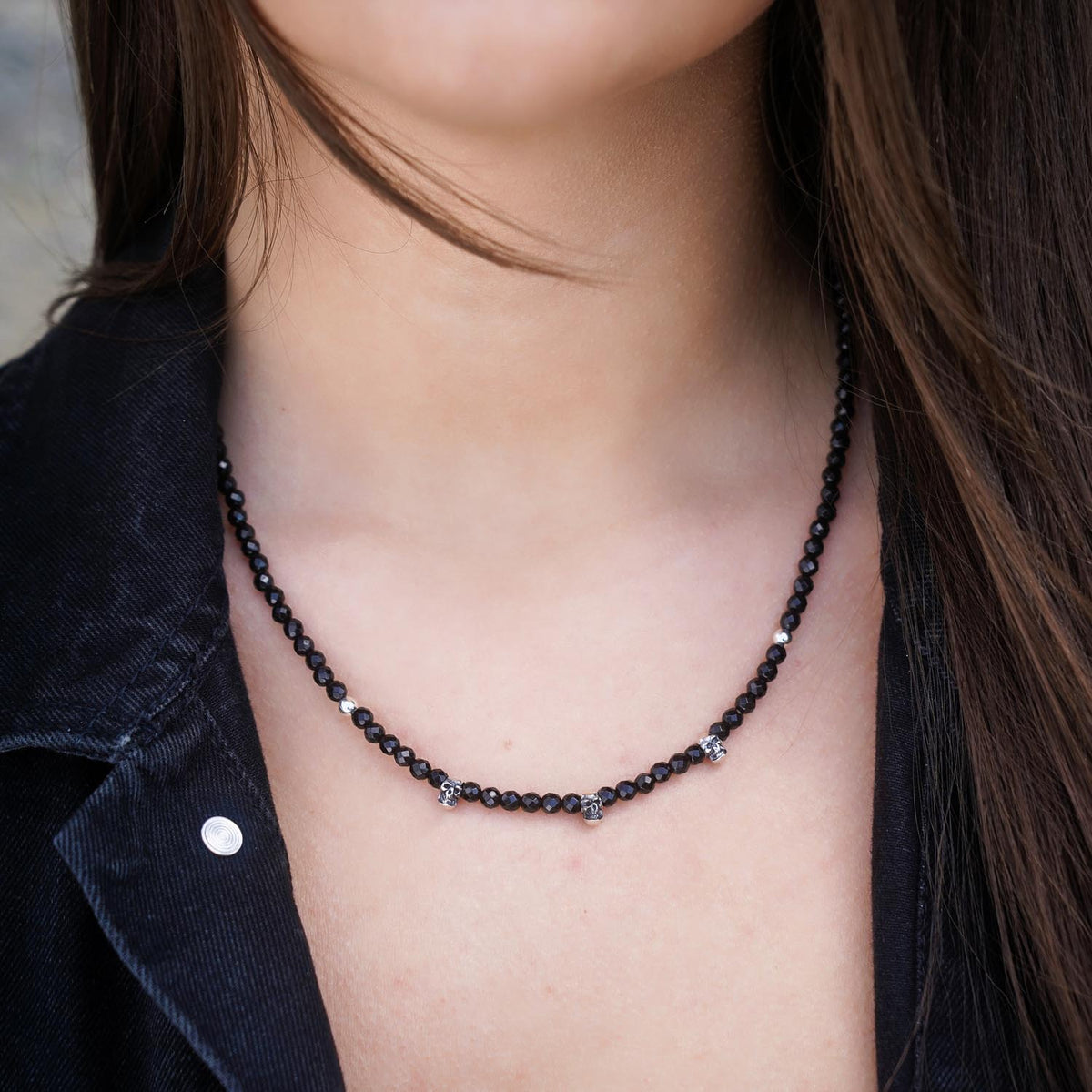 Necklace skull onyx 