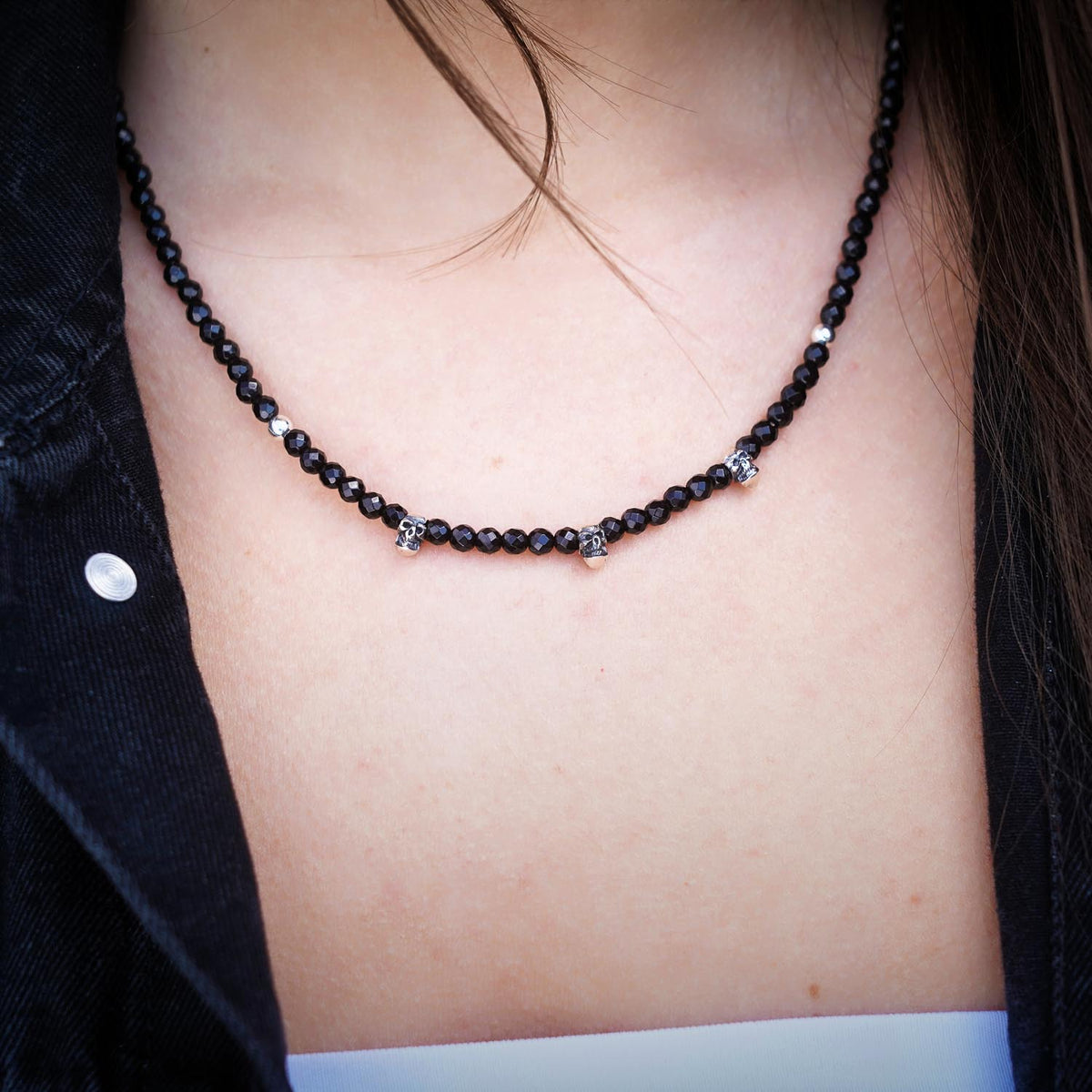 Necklace skull onyx 