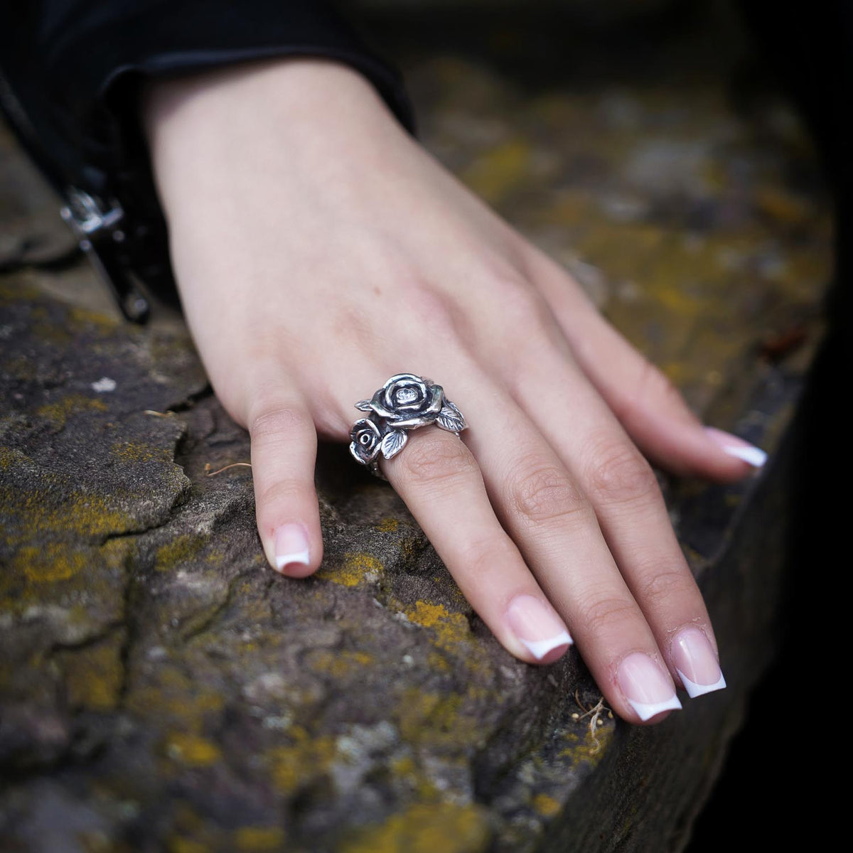 Ring Rose 