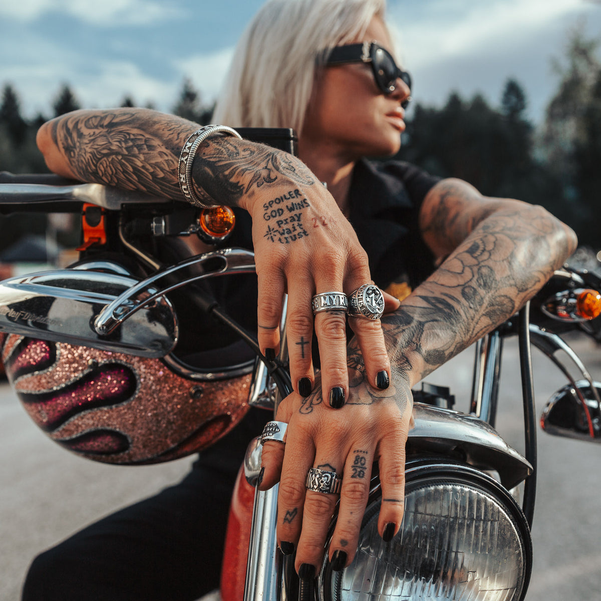 Ring "True Rebel Never Dies"