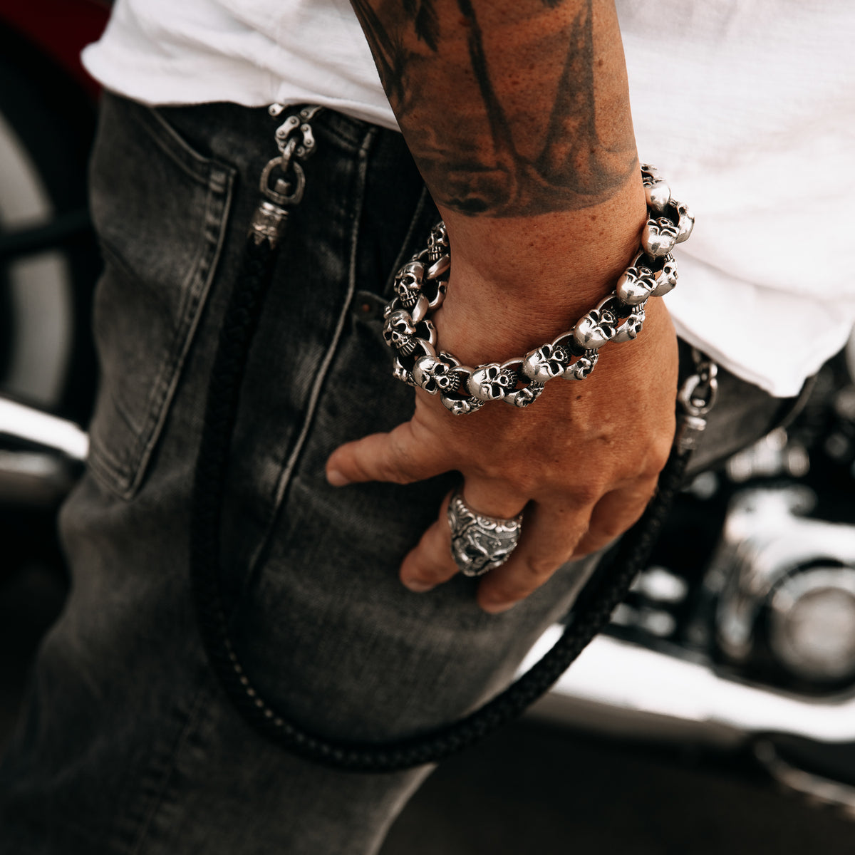 Bracciale in argento teschio