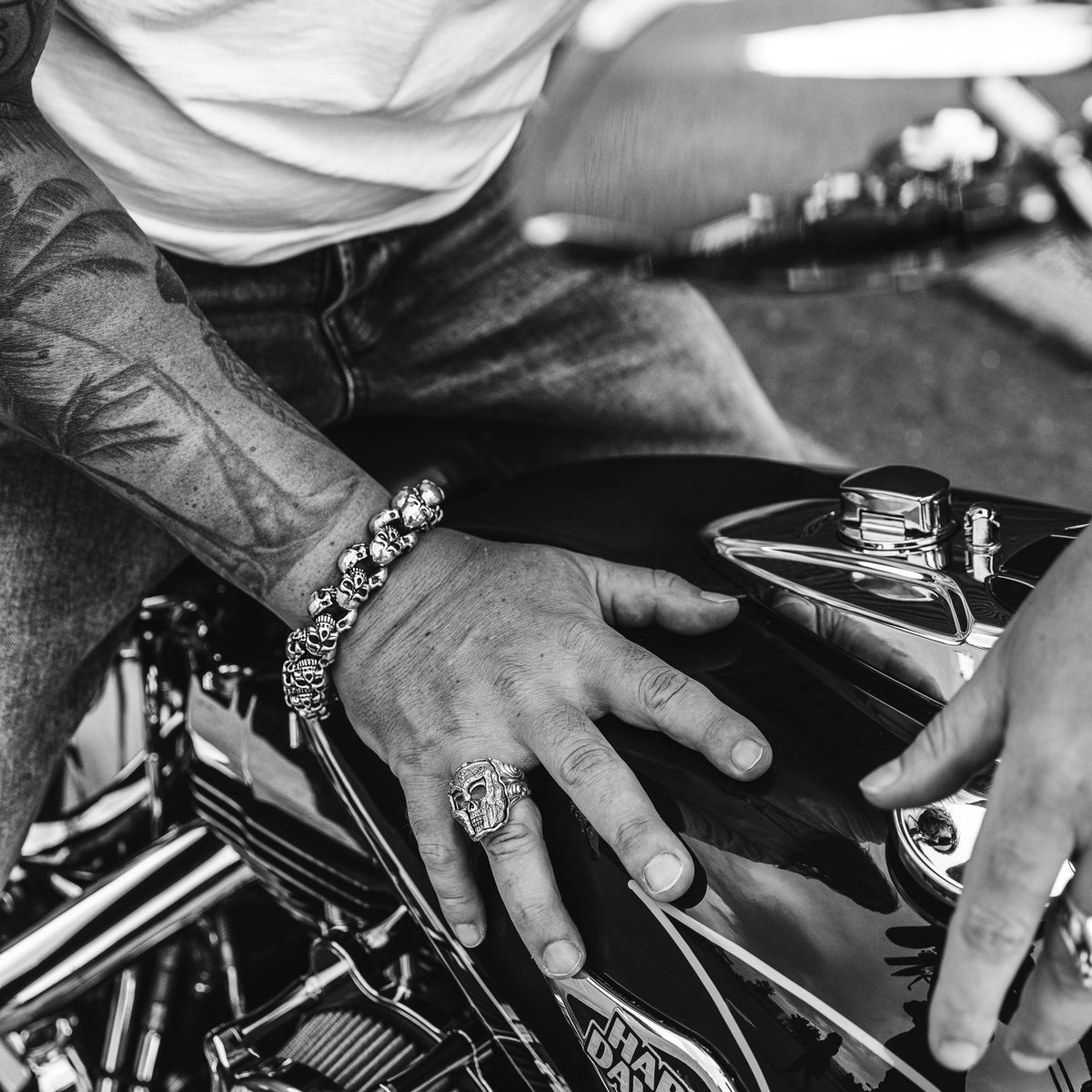 Bracciale in argento teschio