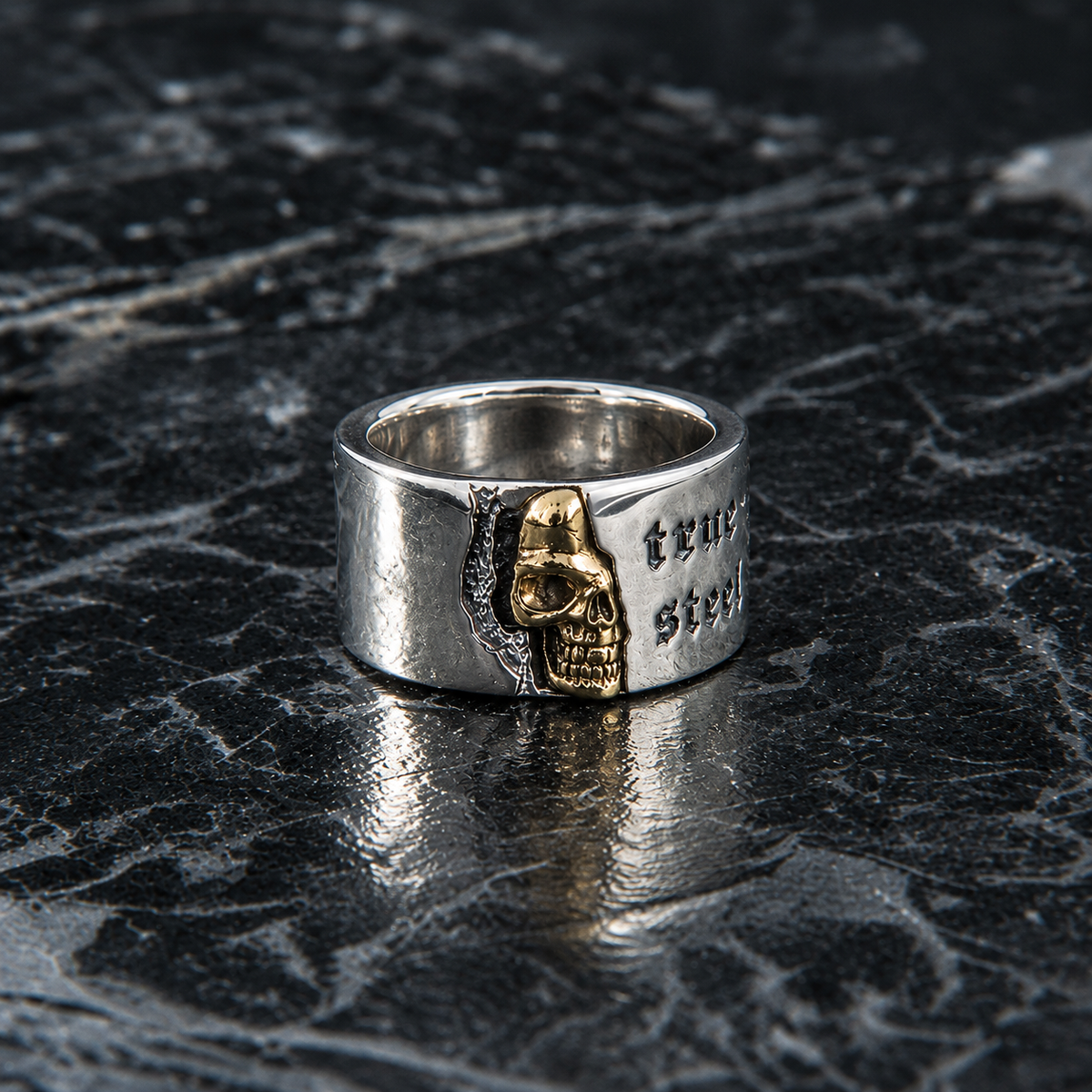 RING HALF SKULL TRUE REBEL