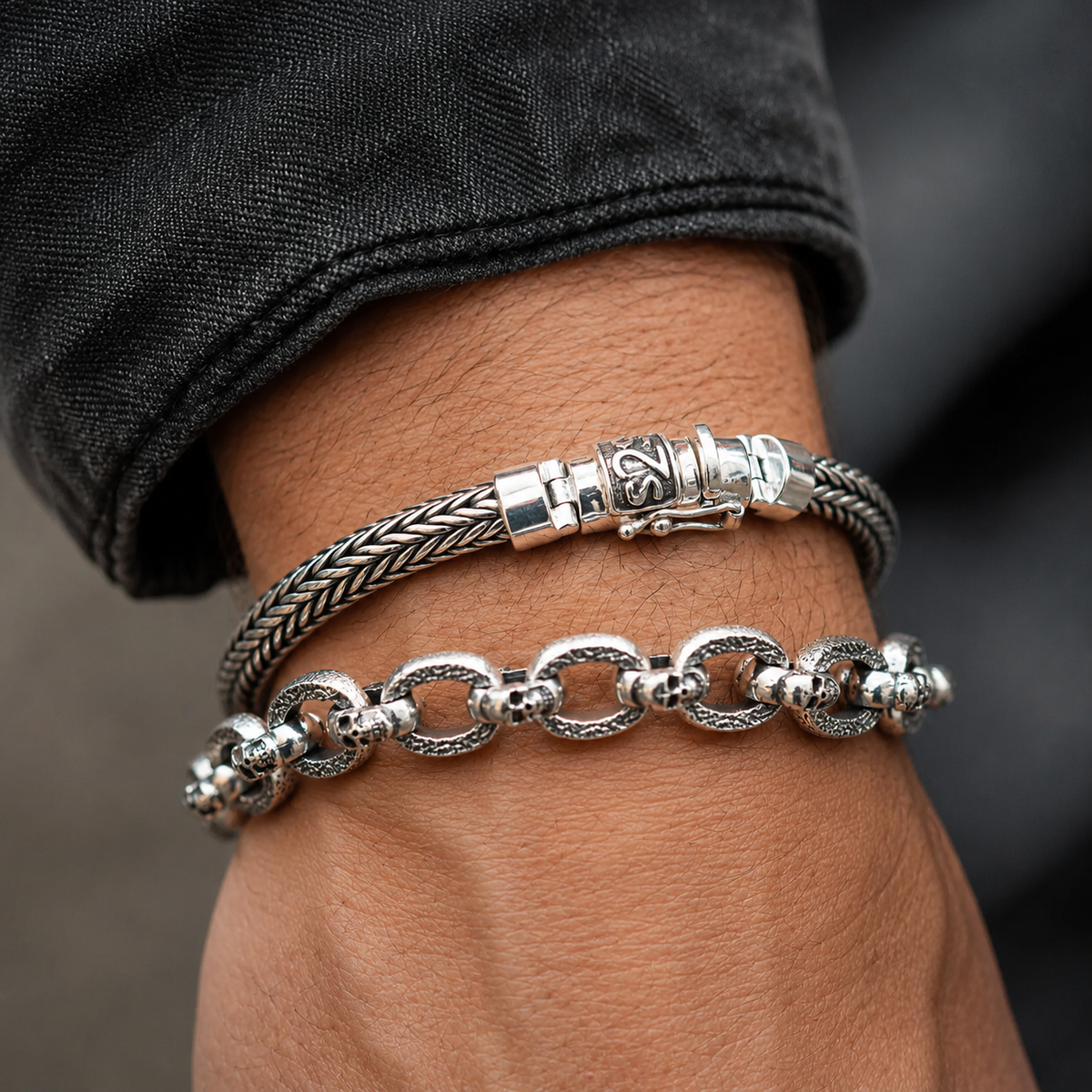 Silberarmband Totenkopf