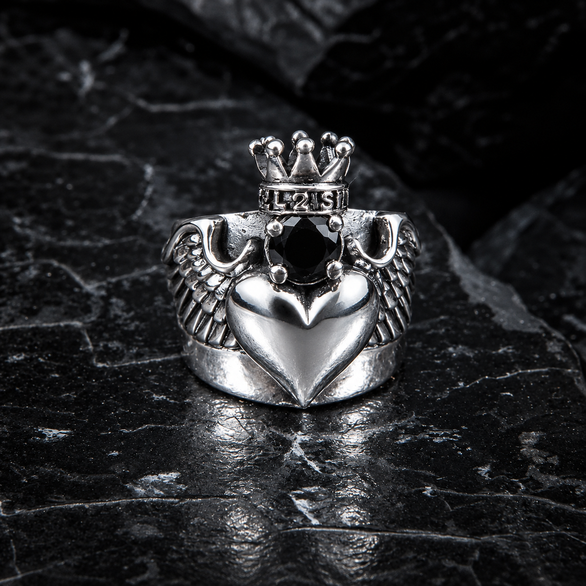 Corona dell'ala del cuore dell'anello