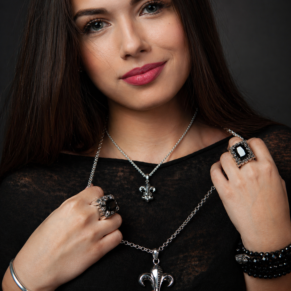 ANHÄNGER LILIE KLEIN