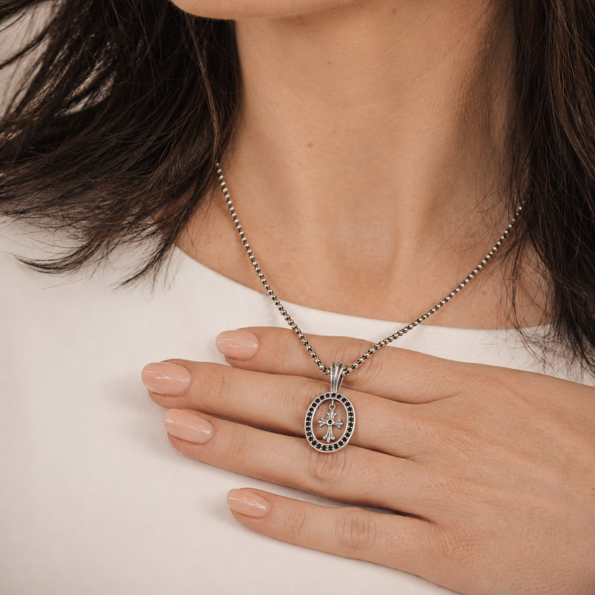 Anhänger oval Kreuz mit Zirkonia