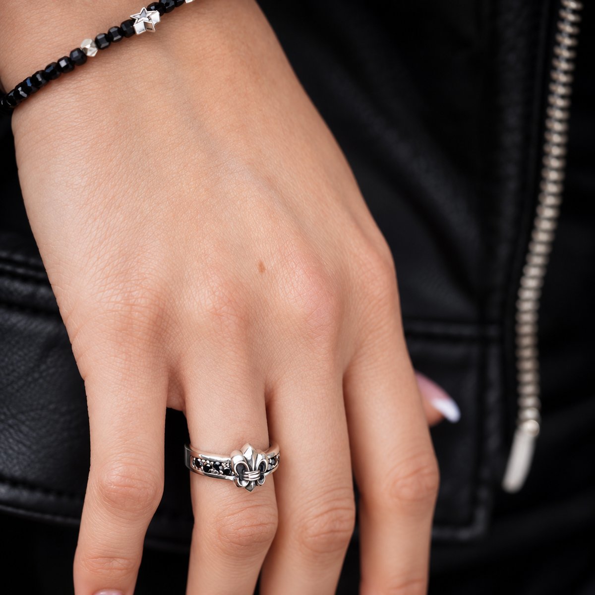 Ring Lily
