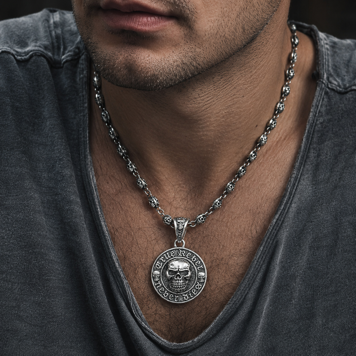 Teschio di collana in argento