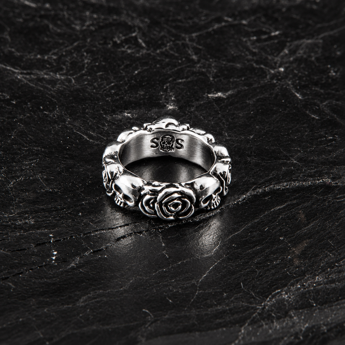 Ring Roses Skull 